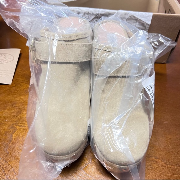 New Steve Madden Women Y2K Tan Hilde Suede Platform Mule Size 9 Tan Studded New - Picture 11 of 15